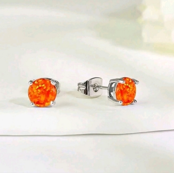 Stunning Orange Opalescent Stud Earrings - Picture 2 of 3